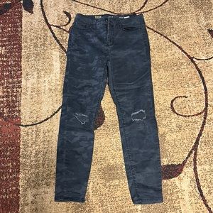 True Craft Black Camo High-Rise Skinny Jeans